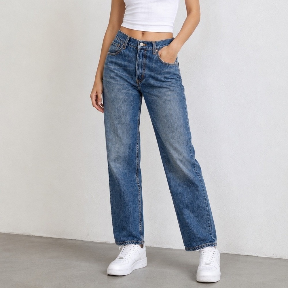 Levi's Women Blue Relaxed Straight Medium Wash Cotton Denim Jeans Size W31 X L30